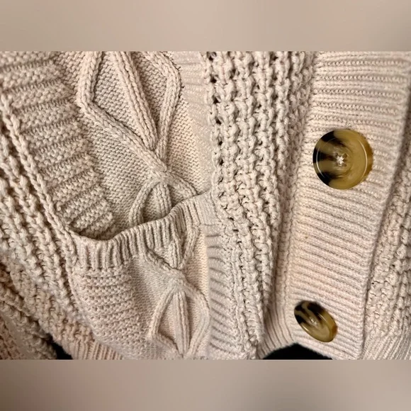 a.n.a Women's Oversized Beige Button-Up Cardigan NWOT - Picture 5 of 7